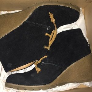 Sperry’s Stella Prow Booties 8.5 LIKE NEW